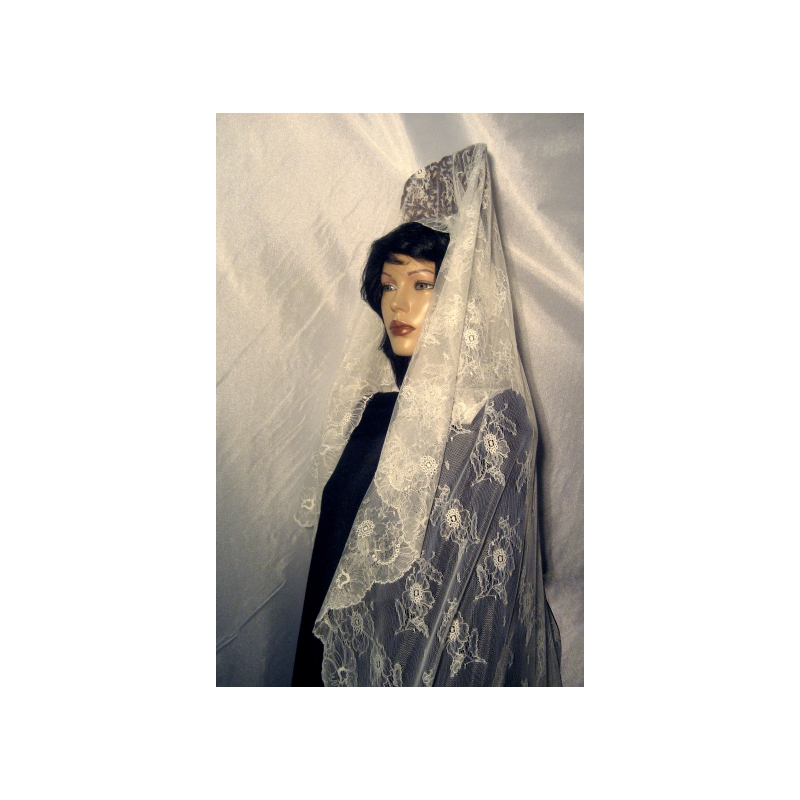 MANTILLA   CHANTILLY